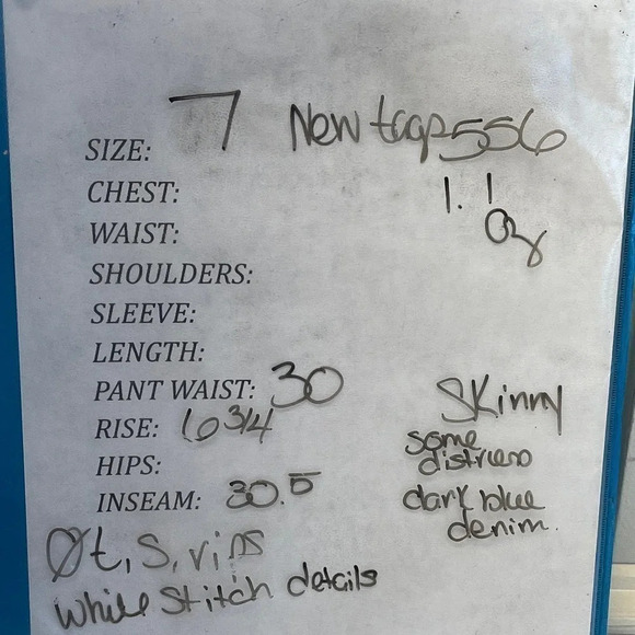 Classic Blue Jeans Womens Size 7 Skinny Dark Blue/Distress - Picture 14 of 14